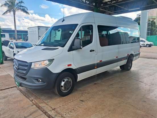 MERCEDES-BENZ-SPRINTER-2024