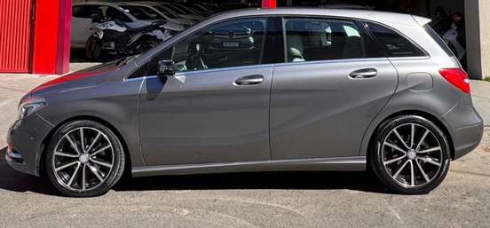 MERCEDES-BENZ-B 200-2012