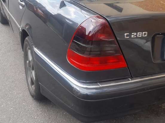 MERCEDES-BENZ-C 280-2.8 ELEGANCE 6 CILINDROS GASOLINA 4P AUTOMÁTICO MERCEDES-BENZ-C 280-1995