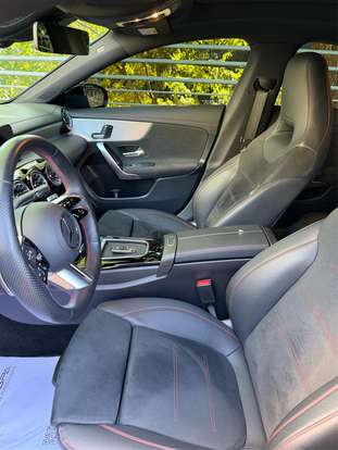 MERCEDES-BENZ-CLA 200-2024