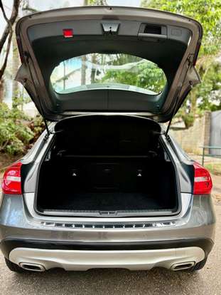 MERCEDES-BENZ-GLA 200-2016