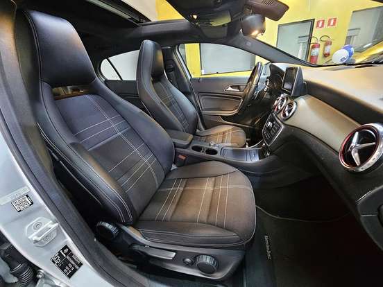 MERCEDES-BENZ-GLA 200-2015