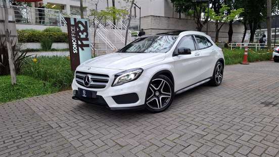 MERCEDES-BENZ-GLA 250-2016