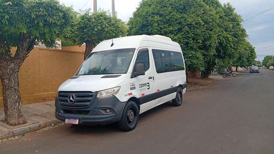 MERCEDES-BENZ-SPRINTER-2021