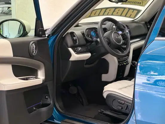 MINI-COUNTRYMAN-2022