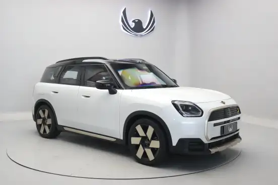MINI-COUNTRYMAN-2024