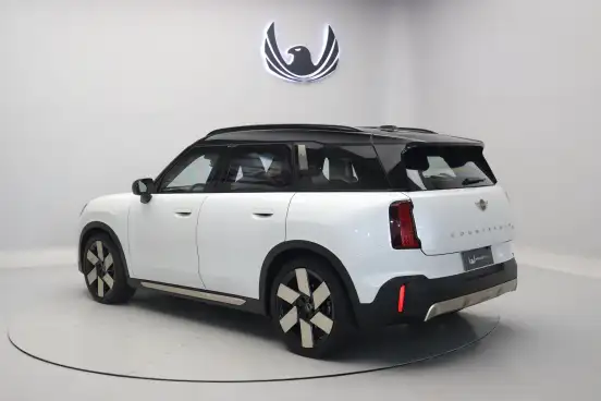 MINI-COUNTRYMAN-2024