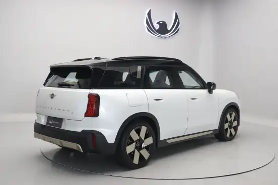 MINI-COUNTRYMAN-2024