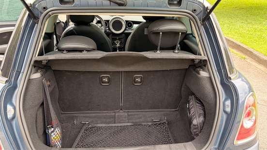 MINI-COOPER-2010