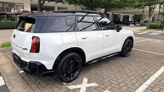 MINI-COUNTRYMAN-2025