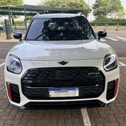 MINI-COUNTRYMAN-2025