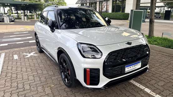MINI-COUNTRYMAN-2025