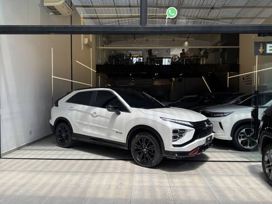 MITSUBISHI ECLIPSE CROSS 1.5 MIVEC TURBO GASOLINA HPE BLACK CVT