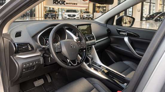 MITSUBISHI-ECLIPSE CROSS-1.5 MIVEC TURBO GASOLINA HPE-S CVT MITSUBISHI-ECLIPSE CROSS-2024