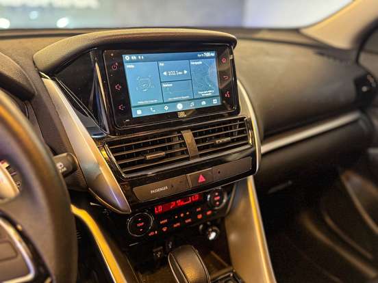 MITSUBISHI-ECLIPSE CROSS-2024