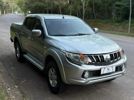 MITSUBISHI-L200 TRITON-2.4 16V TURBO DIESEL SPORT GLS CD 4P 4X4 AUTOMÁTICO MITSUBISHI-L200 TRITON-2018