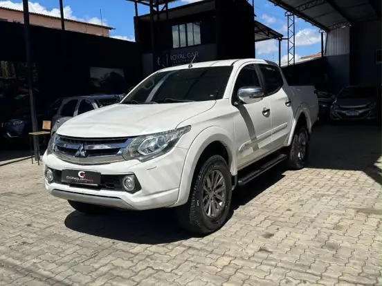 MITSUBISHI-L200 TRITON-2.4 16V TURBO DIESEL SPORT HPE-S CD 4P 4X4 AUTOMÁTICO MITSUBISHI-L200 TRITON-2018