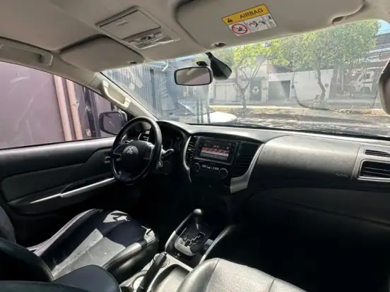 MITSUBISHI-L200 TRITON-2.4 16V TURBO DIESEL SPORT HPE-S CD 4P 4X4 AUTOMÁTICO MITSUBISHI-L200 TRITON-2018