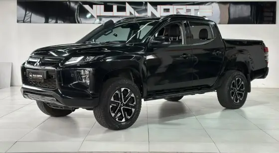 MITSUBISHI L200 TRITON 2.4 16V TURBO DIESEL SPORT HPE-S CD 4P 4X4 AUTOMÁTICO