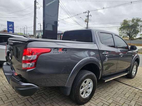 MITSUBISHI-L200 TRITON-2018