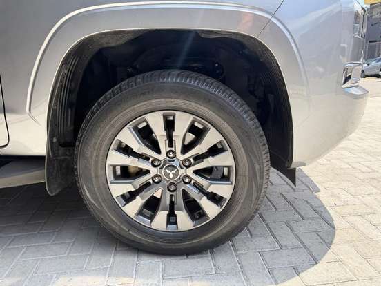 MITSUBISHI-L200 TRITON-2.4 16V TURBO DIESEL SPORT HPE CD 4P 4X4 AUTOMÁTICO MITSUBISHI-L200 TRITON-2025