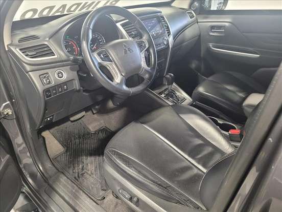 MITSUBISHI-L200 TRITON-2021