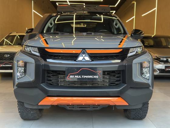 MITSUBISHI L200 TRITON 2.4 16V TURBO DIESEL SPORT SAVANA SERTÔES CD 4P 4X4 AUTOMÁTICO