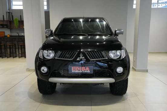 MITSUBISHI-L200 TRITON-3.2 HPE 4X4 CD 16V TURBO INTERCOOLER DIESEL 4P AUTOMÁTICO MITSUBISHI-L200 TRITON-2009