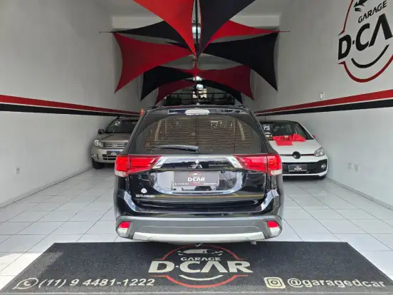 MITSUBISHI-OUTLANDER-2.0 16V GASOLINA 4P AUTOMÁTICO MITSUBISHI-OUTLANDER-2015