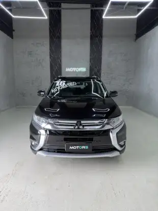 MITSUBISHI-OUTLANDER-2015