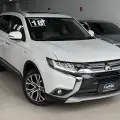 MITSUBISHI OUTLANDER 3.0 GT 4X4 V6 24V GASOLINA 4P AUTOMÁTICO MITSUBISHI OUTLANDER 3.0 GT 4X4 V6 24V GASOLINA 4P AUTOMÁTICO