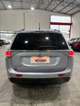 MITSUBISHI-OUTLANDER-3.0 GT 4X4 V6 24V GASOLINA 4P AUTOMÁTICO MITSUBISHI-OUTLANDER-2014
