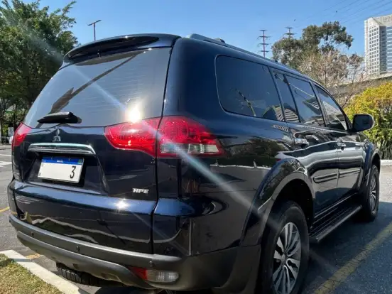 MITSUBISHI-PAJERO DAKAR-3.2 HPE 4X4 7 LUGARES 16V TURBO INTERCOOLER DIESEL 4P AUTOMÁTICO MITSUBISHI-PAJERO DAKAR-2017