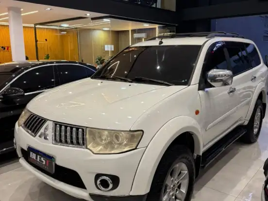 MITSUBISHI-PAJERO DAKAR-3.2 HPE 4X4 7 LUGARES 16V TURBO INTERCOOLER DIESEL 4P AUTOMÁTICO MITSUBISHI-PAJERO DAKAR-2011