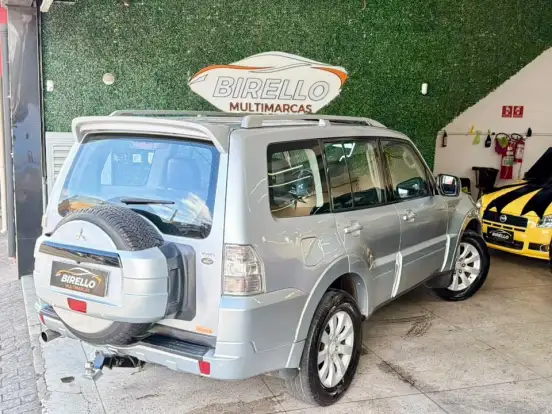 MITSUBISHI-PAJERO FULL-3.2 HPE 4X4 16V TURBO INTERCOOLER DIESEL 4P AUTOMÁTICO MITSUBISHI-PAJERO FULL-2010