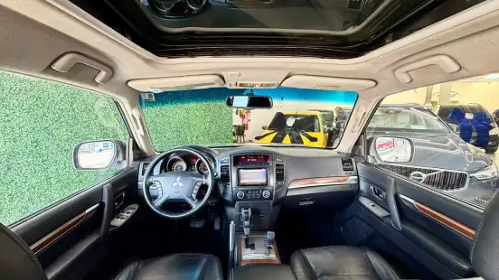 MITSUBISHI-PAJERO FULL-2010