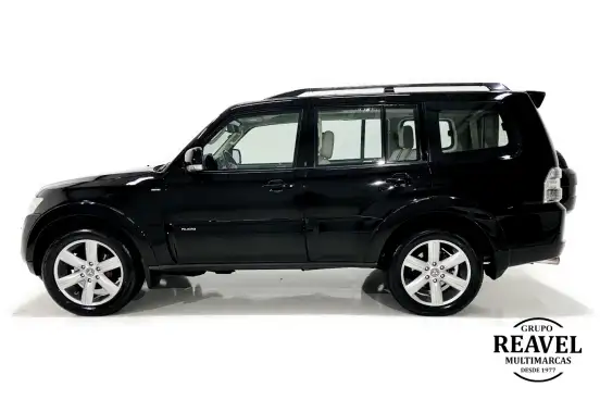 MITSUBISHI-PAJERO FULL-2012