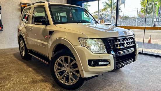 MITSUBISHI-PAJERO FULL-3.2 HPE 4X4 16V DIESEL 2P AUTOMÁTICO MITSUBISHI-PAJERO FULL-2014