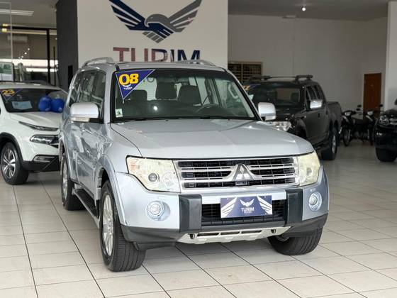 MITSUBISHI PAJERO FULL 3.2 HPE 4X4 16V TURBO INTERCOOLER DIESEL 4P AUTOMÁTICO
