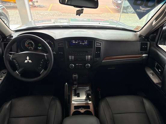 MITSUBISHI-PAJERO FULL-2008
