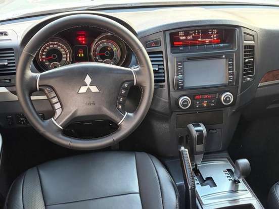 MITSUBISHI-PAJERO FULL-3.2 HPE 4X4 16V TURBO INTERCOOLER DIESEL 4P AUTOMÁTICO MITSUBISHI-PAJERO FULL-2014