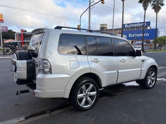MITSUBISHI-PAJERO FULL-2014