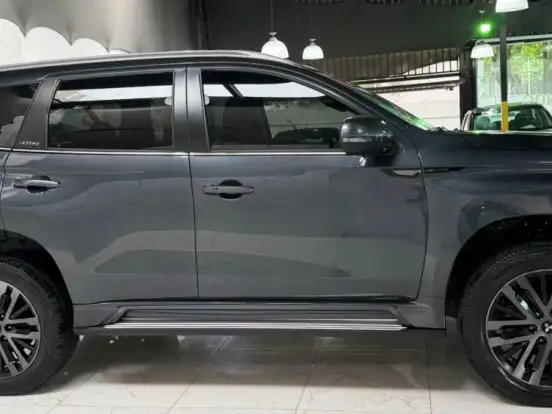 MITSUBISHI-PAJERO SPORT-2.4 16V MIVEC TURBO DIESEL LEGEND AWD AUTOMÁTICO MITSUBISHI-PAJERO SPORT-2023