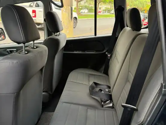 MITSUBISHI-PAJERO TR4-2.0 4X2 16V 140CV FLEX 4P MANUAL MITSUBISHI-PAJERO TR4-2013