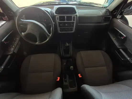 MITSUBISHI-PAJERO TR4-2008
