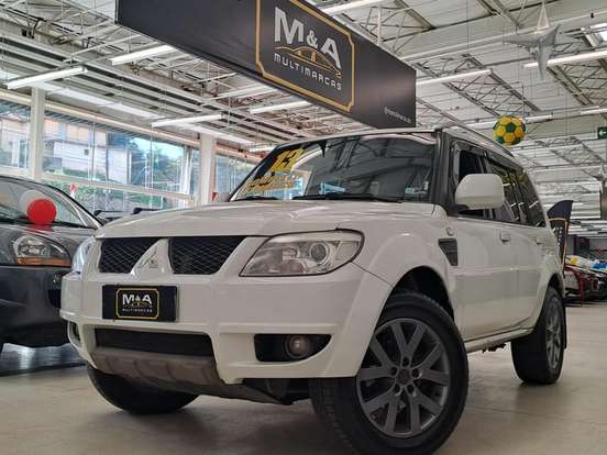MITSUBISHI-PAJERO TR4-2.0 4X2 16V 140CV FLEX 4P AUTOMÁTICO MITSUBISHI-PAJERO TR4-2012