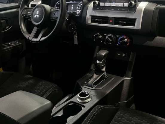 MITSUBISHI-TRITON-2.4 BITURBO DIESEL CD GLS 4X4 AUTOMÁTICO MITSUBISHI-TRITON-2026