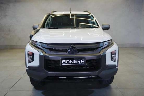 MITSUBISHI-TRITON-2.4 BITURBO DIESEL CD GLS 4X4 AUTOMÁTICO MITSUBISHI-TRITON-2024
