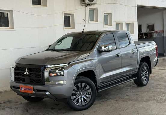 MITSUBISHI-TRITON-2025