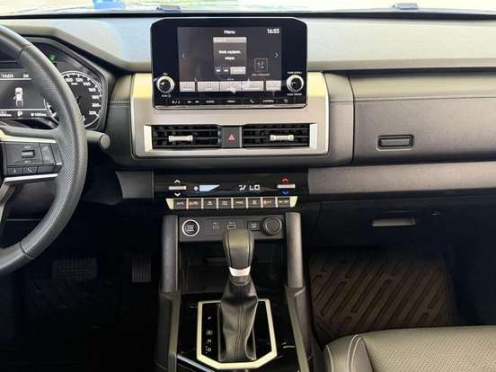 MITSUBISHI-TRITON-2.4 BITURBO DIESEL CD HPE 4X4 AUTOMÁTICO MITSUBISHI-TRITON-2025